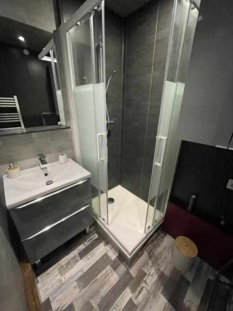 סן-ז'יל-קרואה-דה-וי Studio En Residence La Baie De L Adon מראה חיצוני תמונה